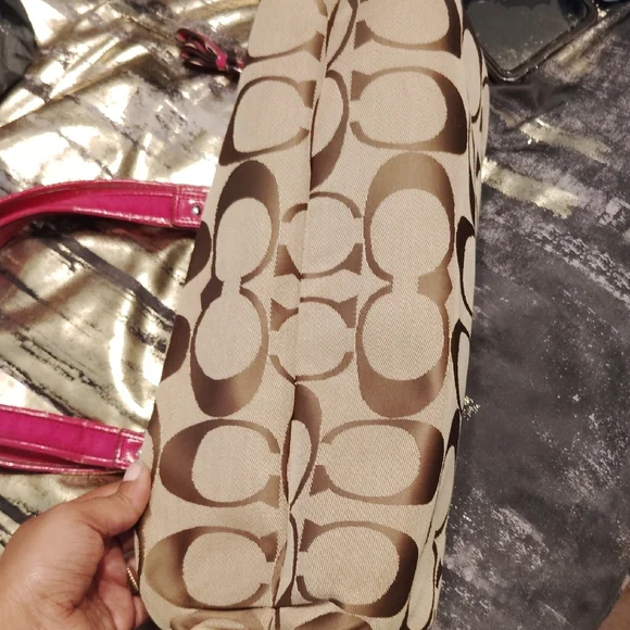 Coach Tan and Pink Shoulder Bag - Picture 10 of 17